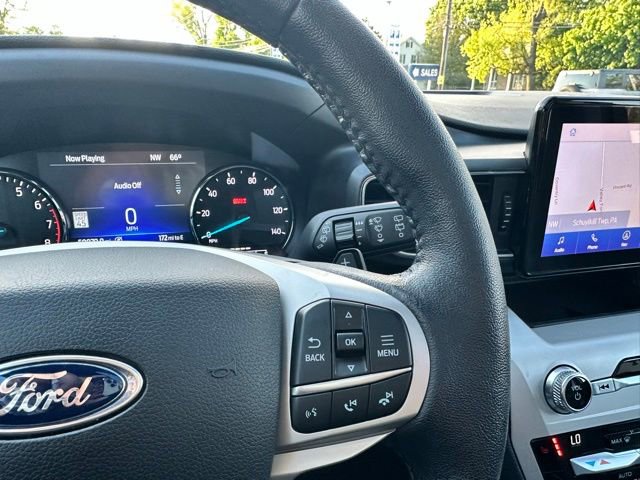 Certified 2021 Ford Explorer XLT w/ Equipment Group 202A AWD/4WD image 62