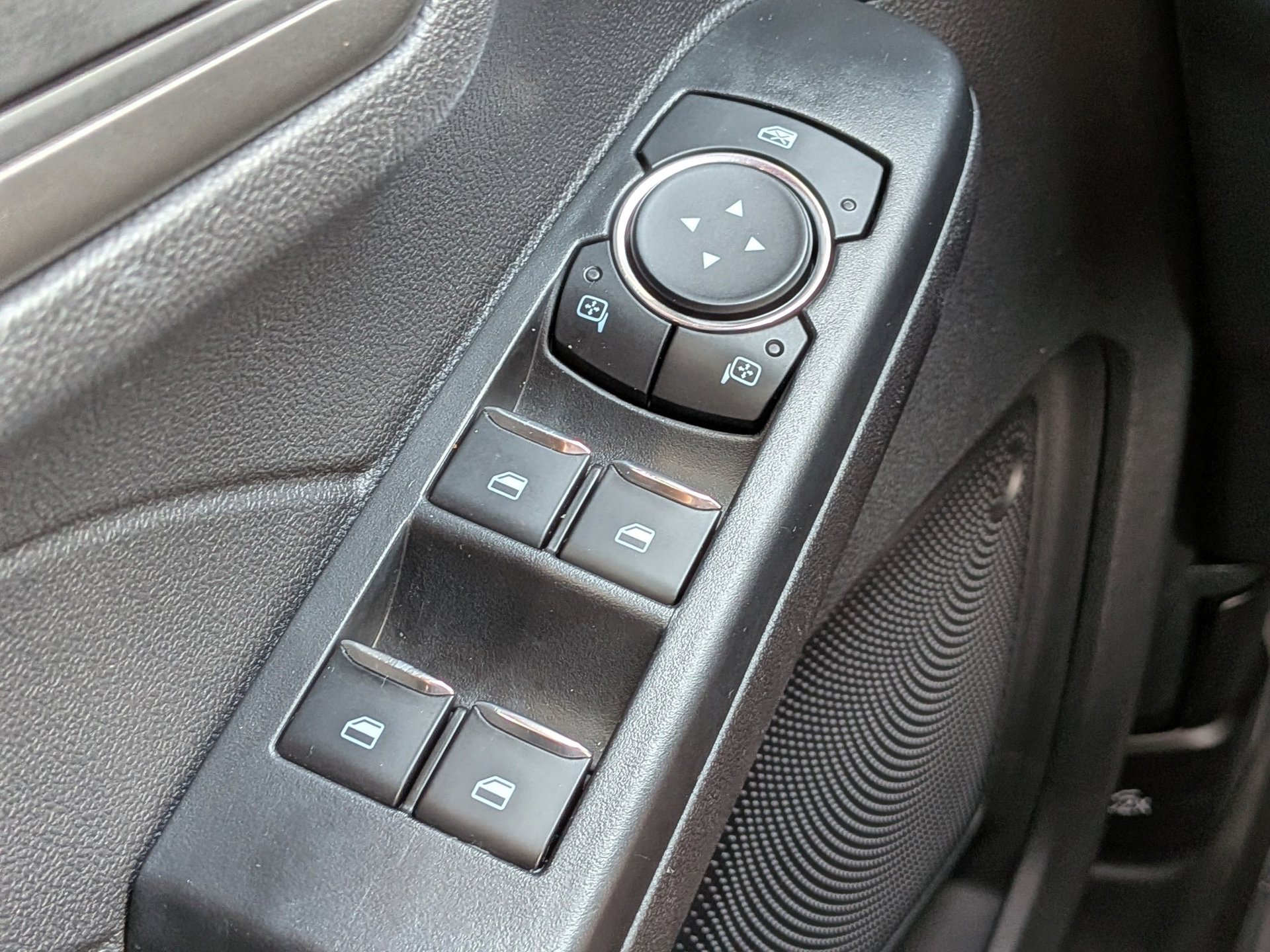 Certified 2025 Ford Escape Active FWD image 24