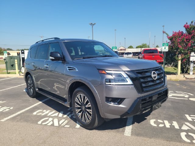 Used 2024 Nissan Armada SL w/ Midnight Edition Package AWD/4WD image 3