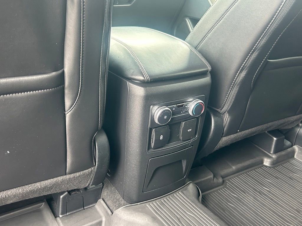 Certified 2022 Ford Explorer XLT w/ Equipment Group 202A image 35