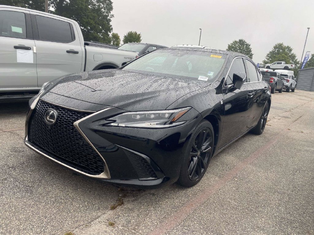 Used 2023 Lexus ES 350 F Sport w/ Accessory Package (Z2) FWD image 3
