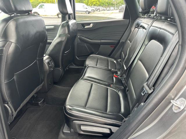Certified 2025 Ford Escape Platinum AWD/4WD image 29