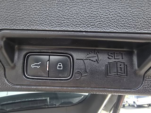 Certified 2020 Ford Explorer Limited w/ Class III Trailer Tow Package image 20