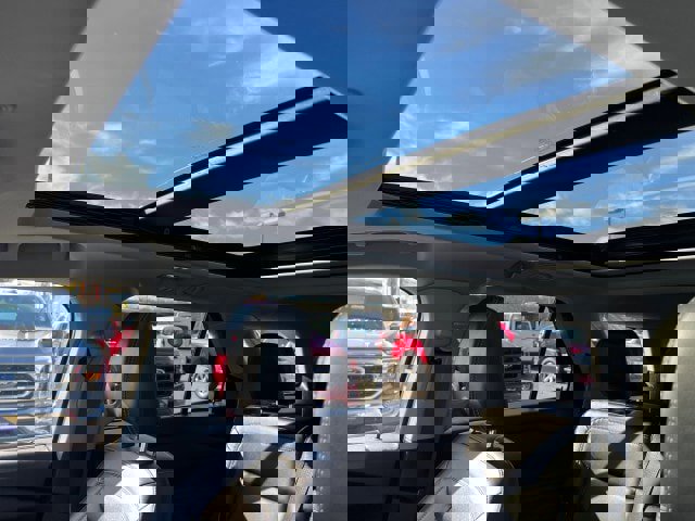 Certified 2022 Ford Explorer XLT w/ Equipment Group 202A image 11