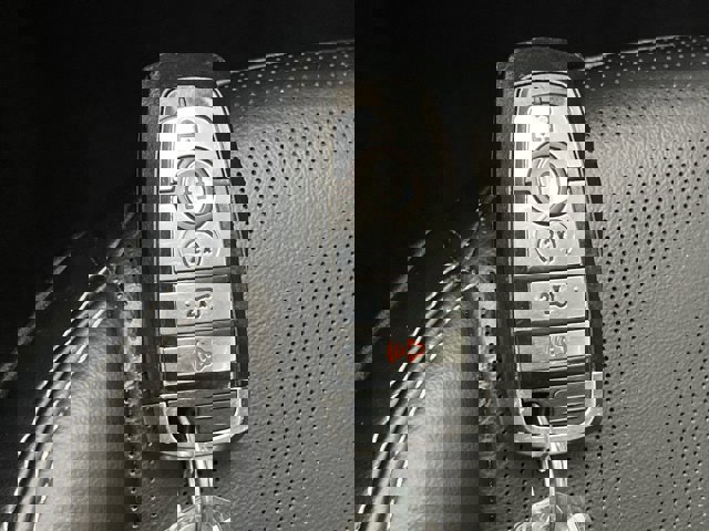 Certified 2024 Ford Escape Platinum image 34