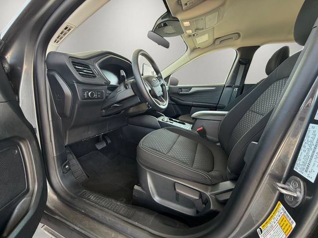 Certified 2025 Ford Escape Active FWD image 9