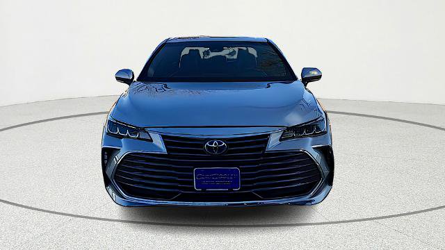 Used 2021 Toyota Avalon XLE w/ Moonroof Package image 2