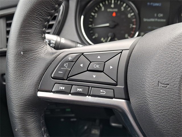 Used 2017 Nissan Rogue SL w/ SL Premium Package image 21