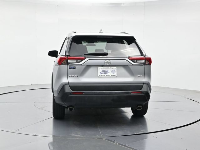 Used 2024 Toyota RAV4 XLE FWD image 8