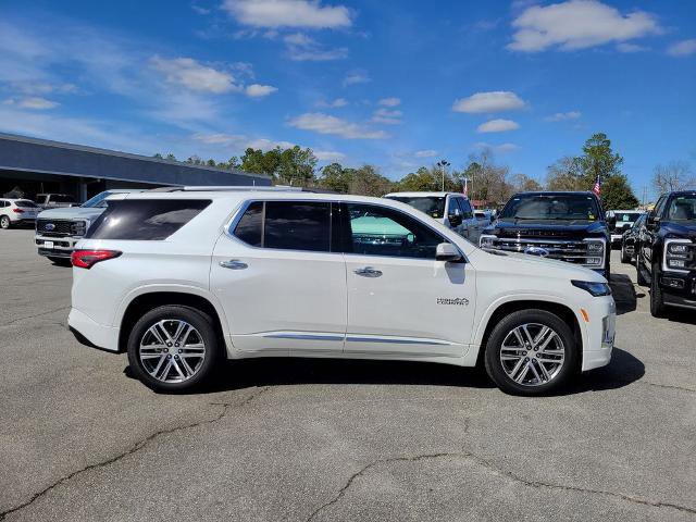 Used 2023 Chevrolet Traverse High Country w/ LPO, Floor Liner Package image 6