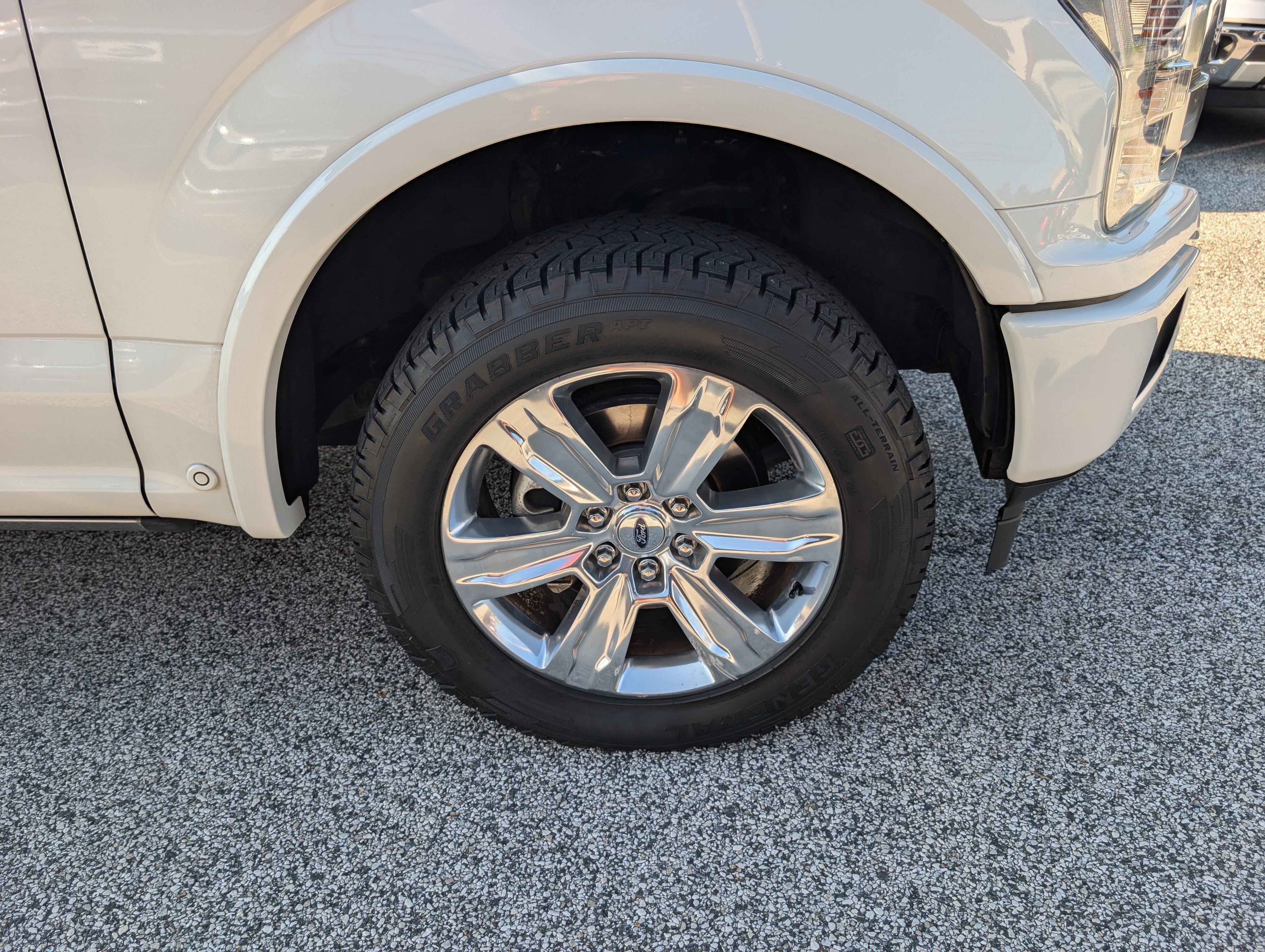 Certified 2020 Ford F150 Platinum w/ Equipment Group 701A Luxury AWD/4WD image 11