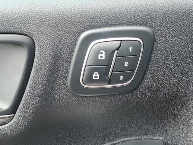 Certified 2023 Ford Escape Platinum image 11