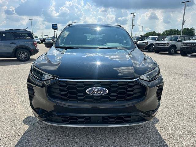 Certified 2024 Ford Escape ST-Line AWD/4WD image 9