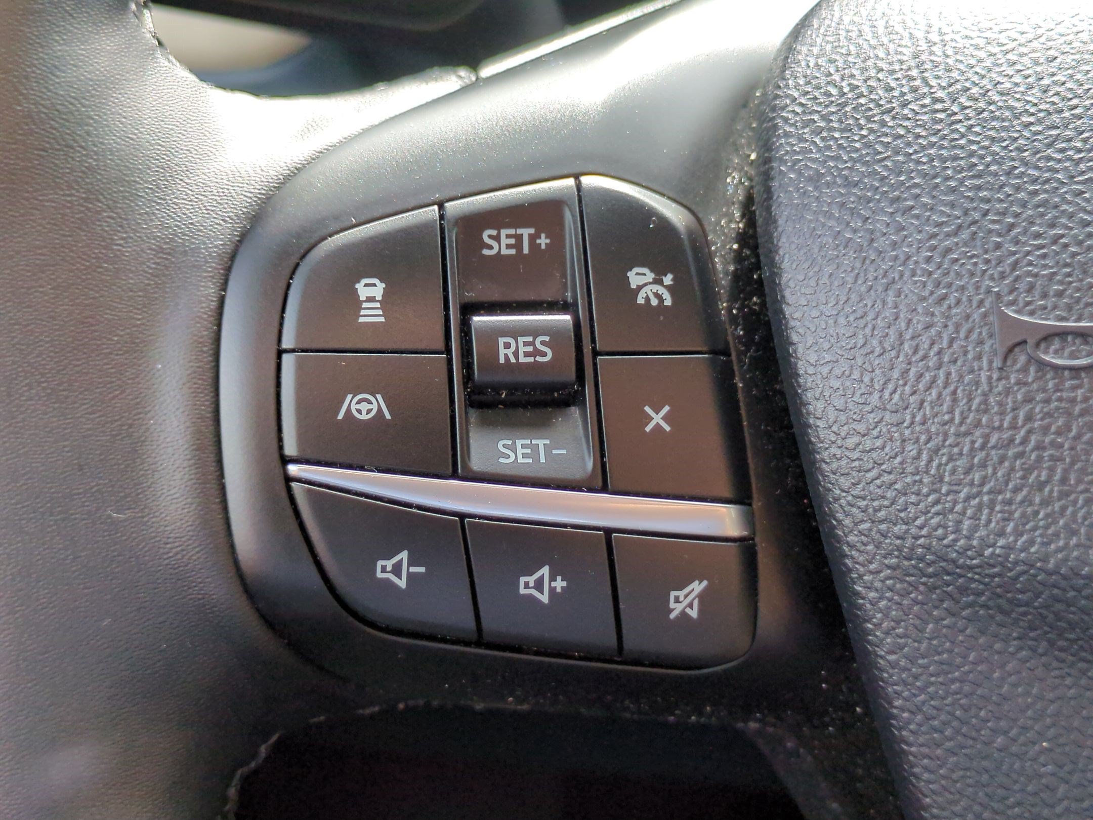 Certified 2025 Ford Maverick Lariat AWD/4WD image 23
