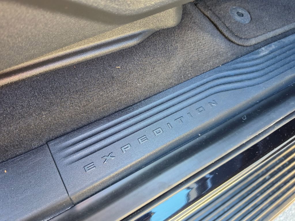Certified 2025 Ford Expedition Active RWD image 46