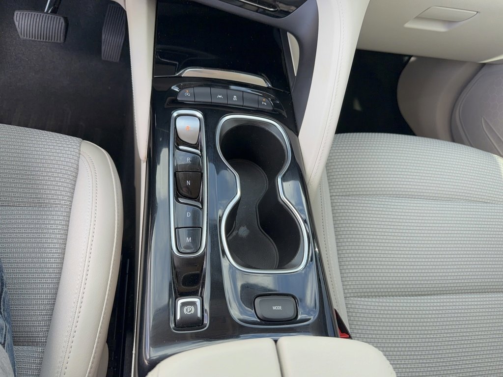 Used 2022 Buick Envision Preferred image 21