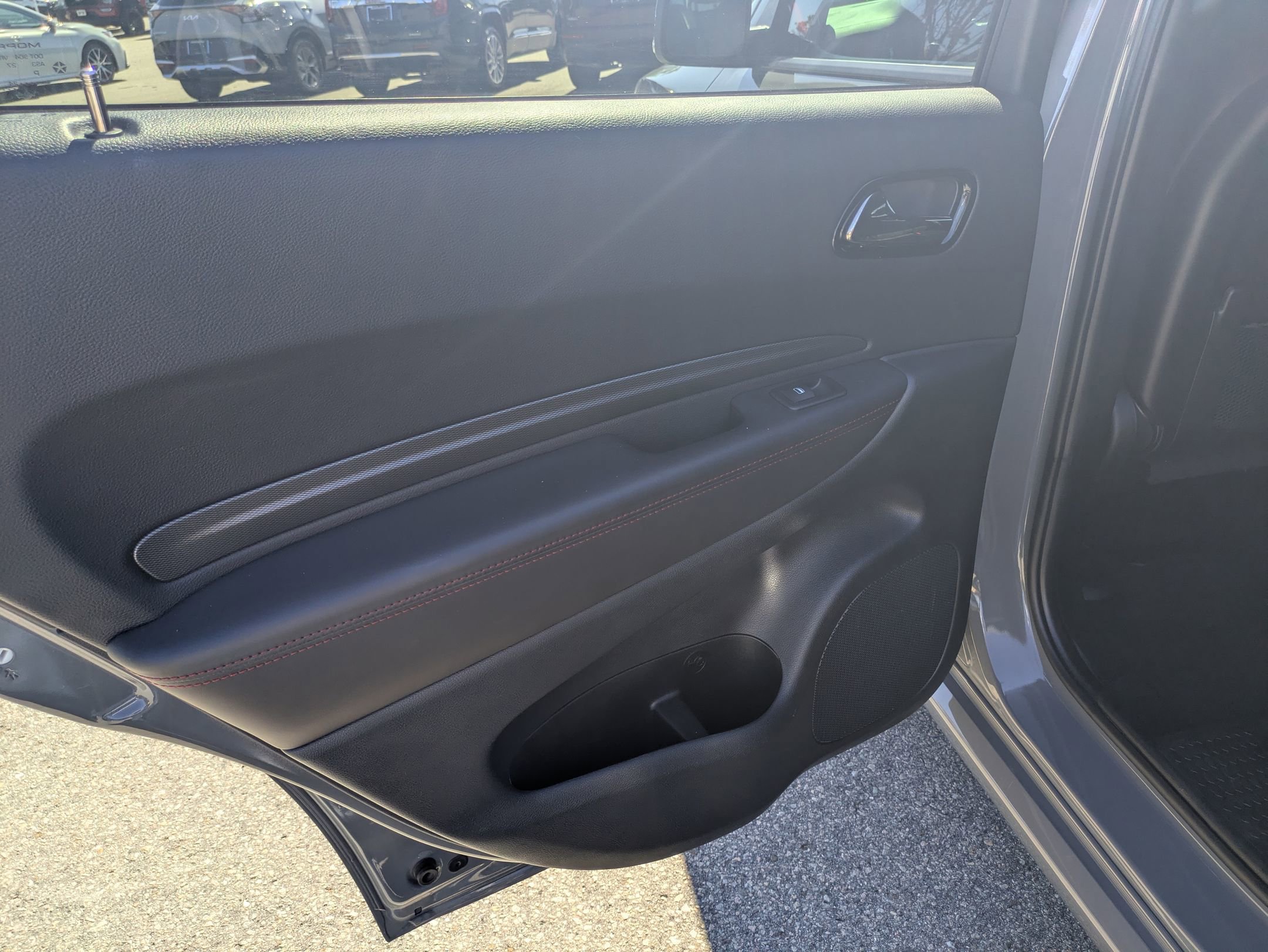 Used 2024 Dodge Durango GT image 27