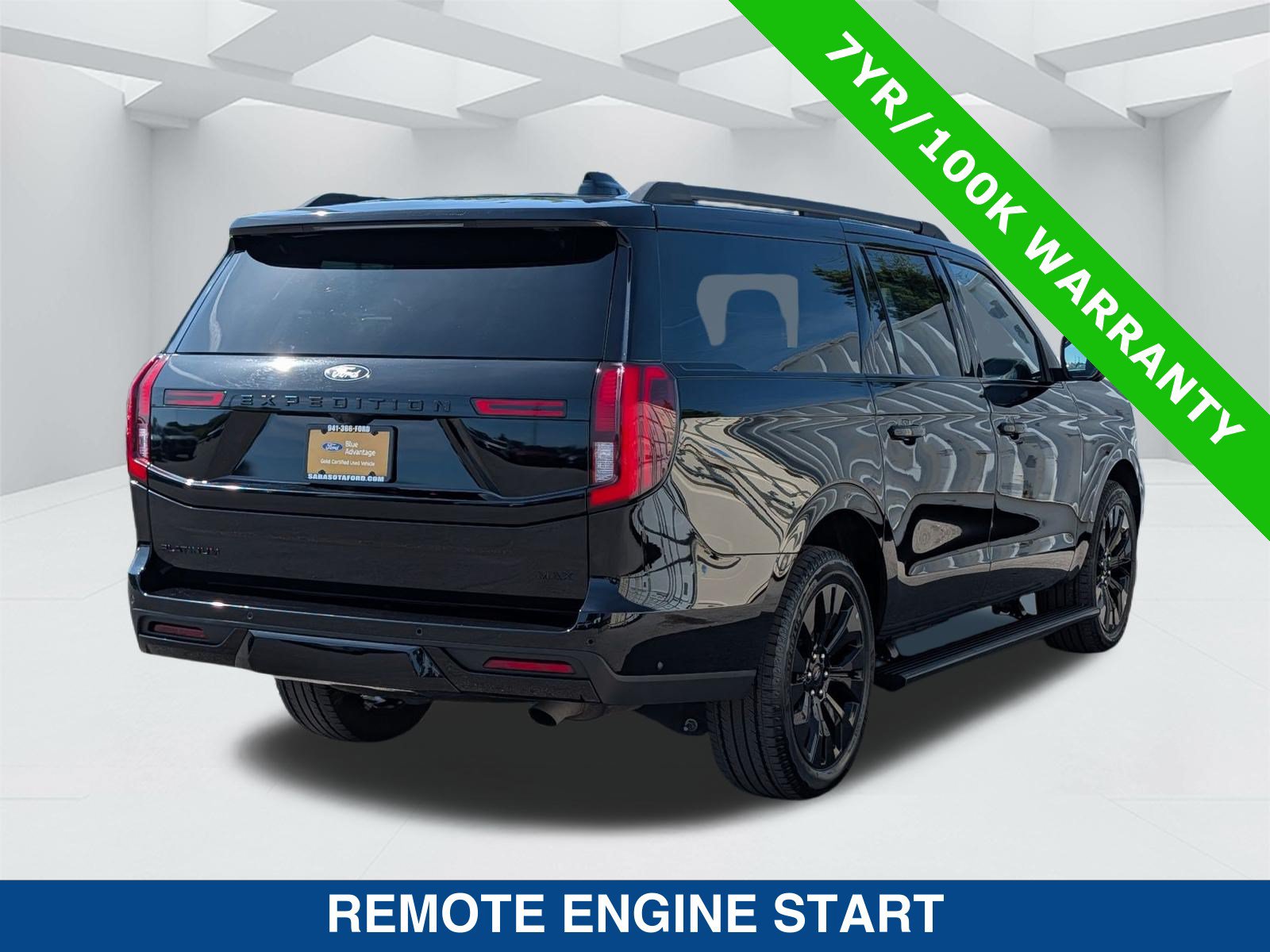 Certified 2025 Ford Expedition Max Platinum w/ Stealth Appearance Package AWD/4WD image 4