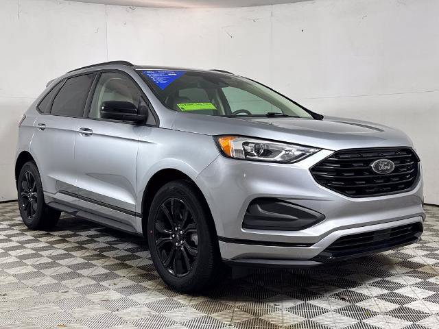 Certified 2024 Ford Edge SE w/ Black Appearance Package