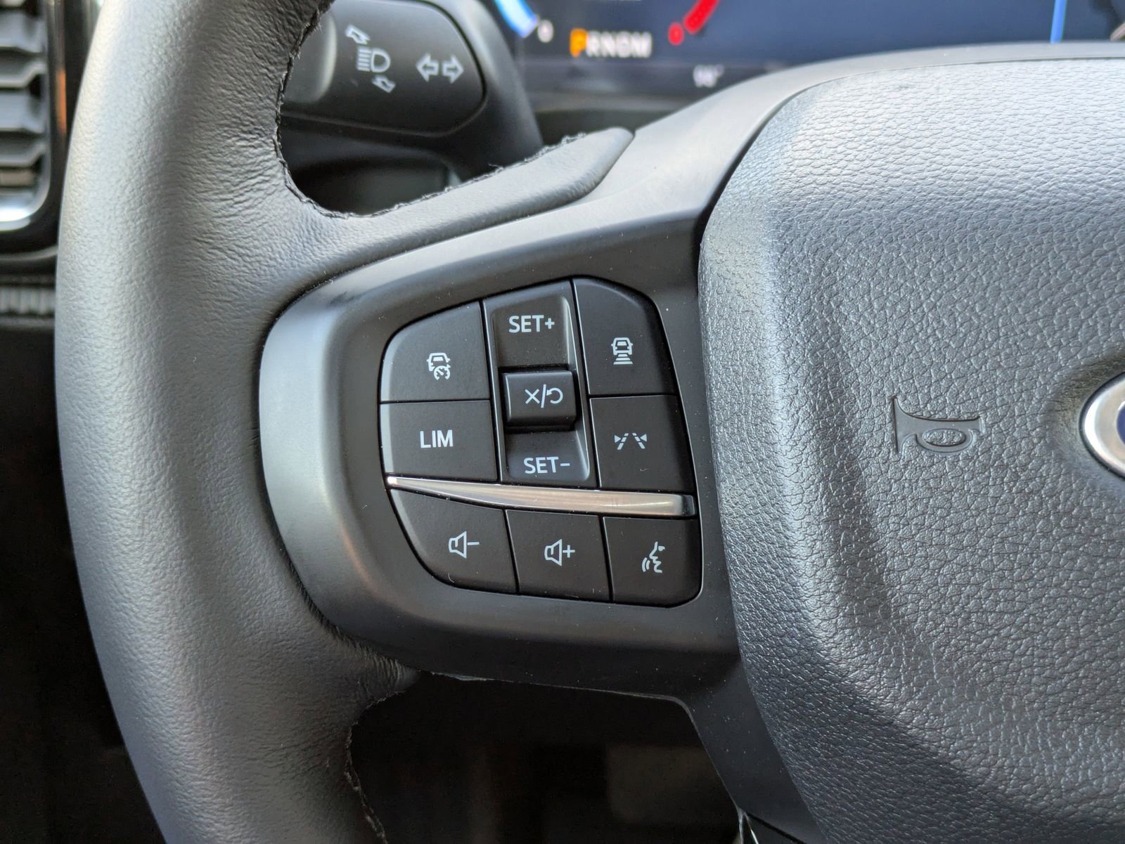 Certified 2024 Ford Ranger Lariat w/ FX4 Off-Road Package image 30