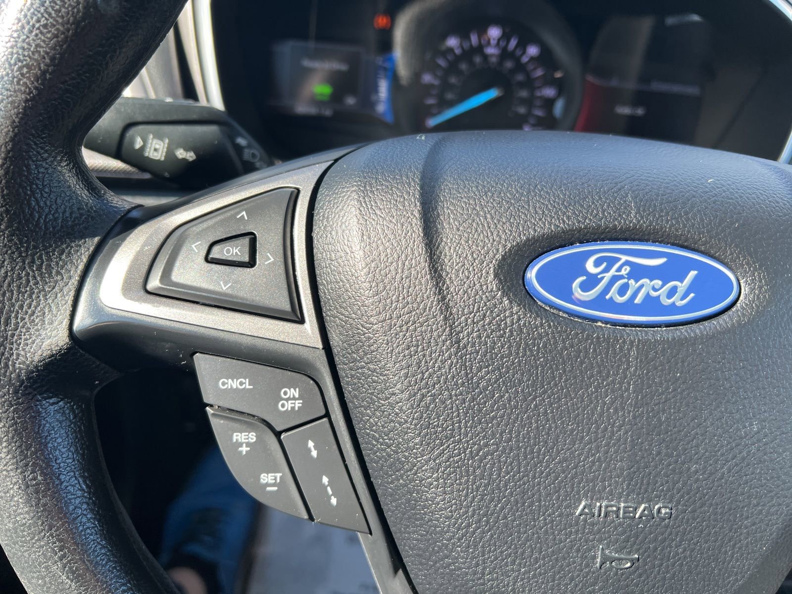 Certified 2020 Ford Fusion SE FWD image 22