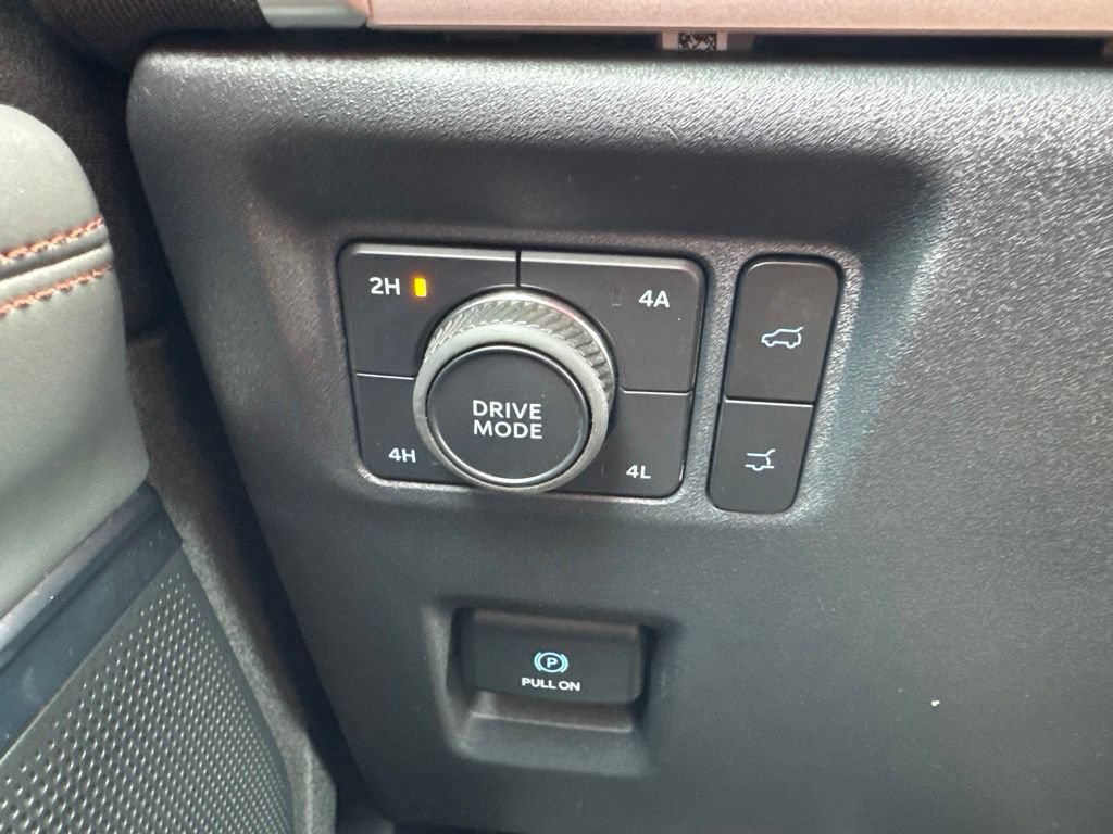 Certified 2025 Ford Expedition Max Active AWD/4WD image 11
