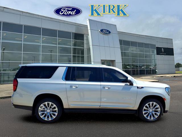 Used 2024 GMC Yukon XL Denali w/ LPO, Illumination Package RWD image 6