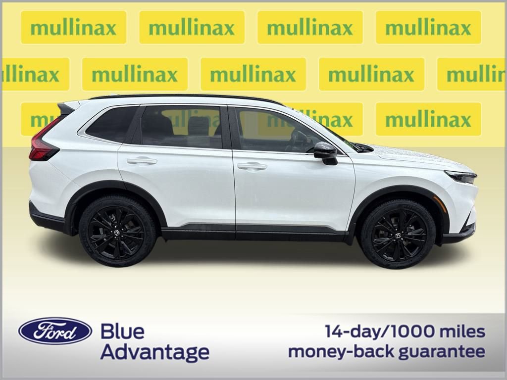 Used 2023 Honda CR-V Sport Touring image 2