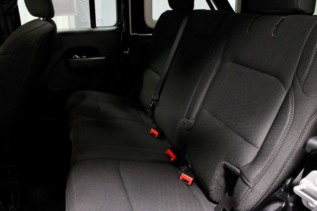 Used 2022 Jeep Wrangler Unlimited Sport AWD/4WD image 20