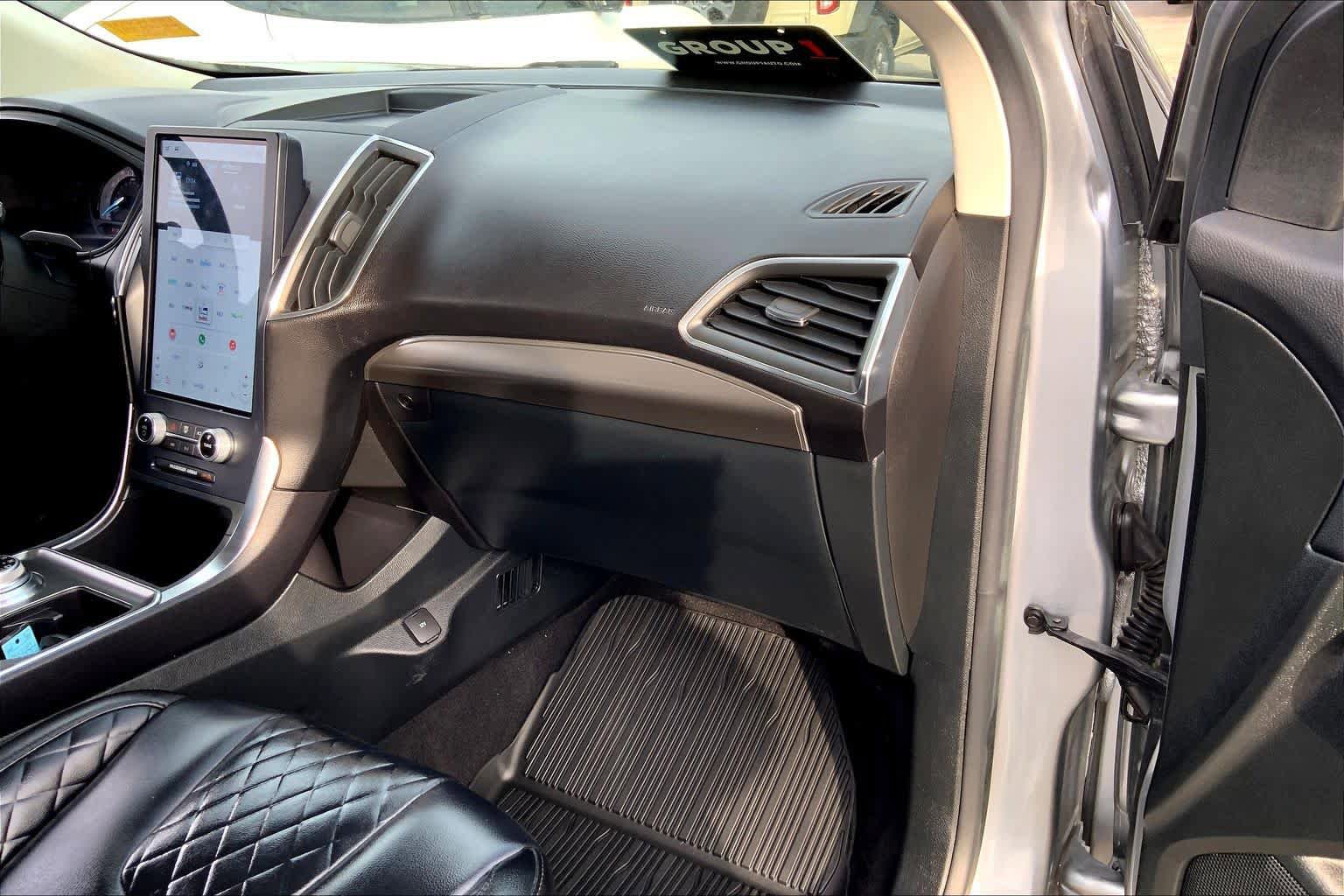 Certified 2023 Ford Edge Titanium AWD/4WD image 18