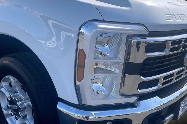 Certified 2026 Ford F350 XLT RWD image 25