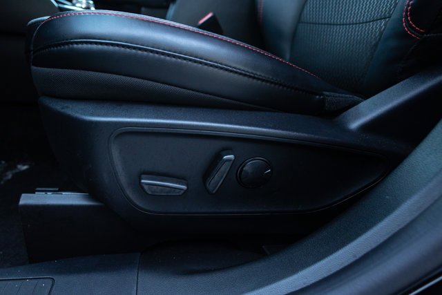 Certified 2025 Ford Escape ST-Line Elite w/ Tech Pack #1 image 13