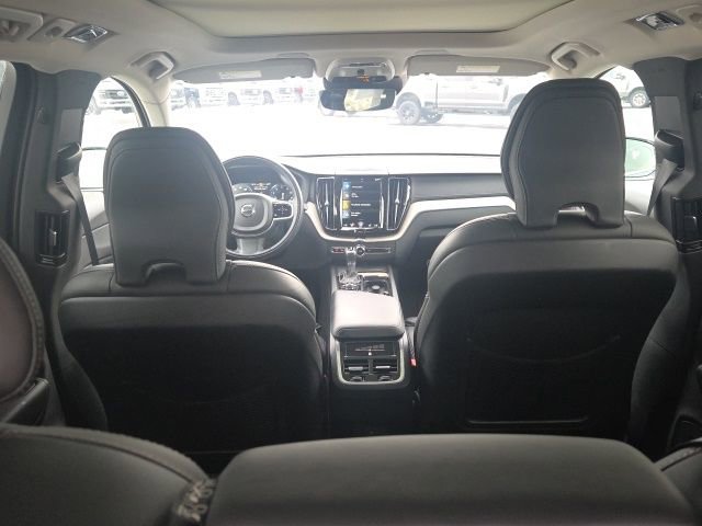 Used 2021 Volvo XC60 T5 Inscription image 14