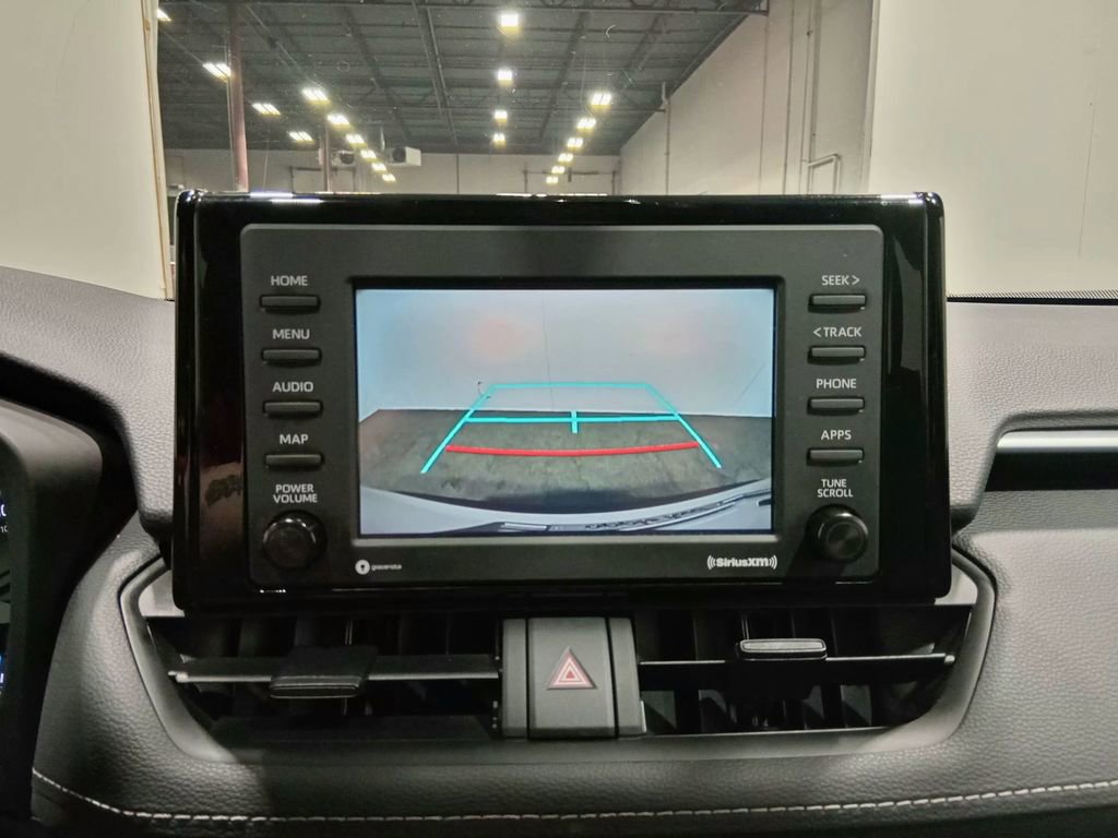Used 2022 Toyota RAV4 LE AWD/4WD image 22
