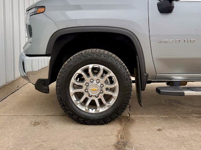 Used 2024 Chevrolet Silverado 2500 LTZ w/ LTZ Premium Package image 39