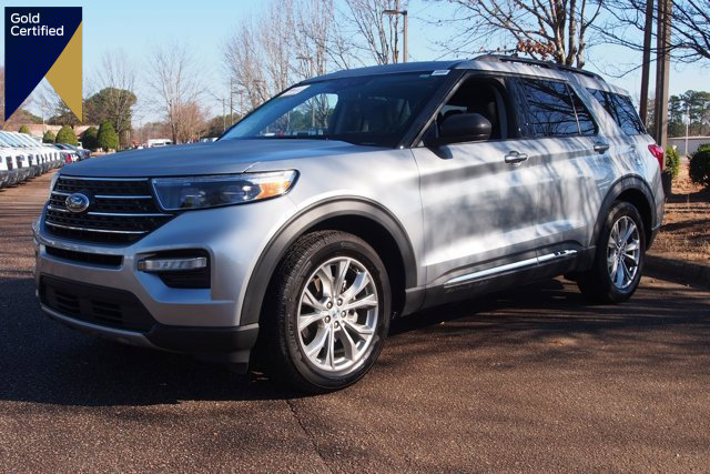 Certified 2024 Ford Explorer XLT w/ Equipment Group 202A image 1