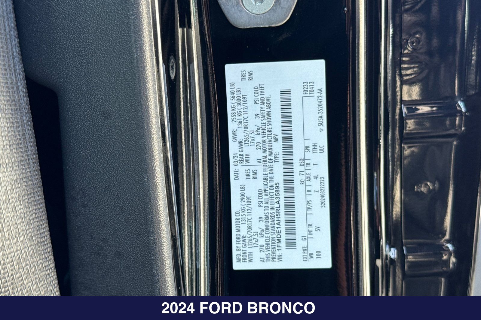 Certified 2024 Ford Bronco Black Diamond AWD/4WD image 31