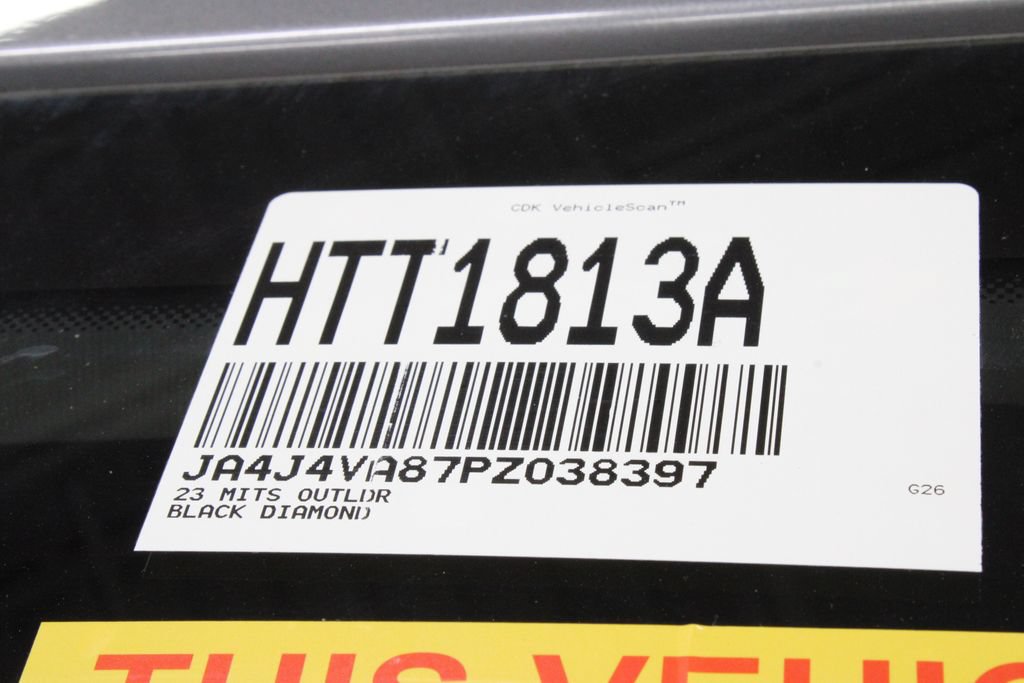Used 2023 Mitsubishi Outlander SEL AWD/4WD image 35