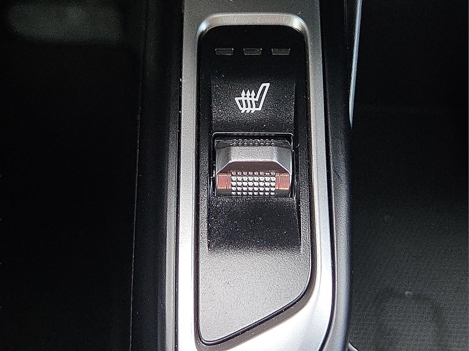 Used 2023 Kia Sorento S image 21