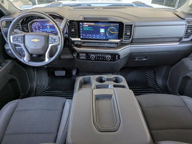 Used 2025 Chevrolet Silverado 2500 LT w/ Convenience Package image 14