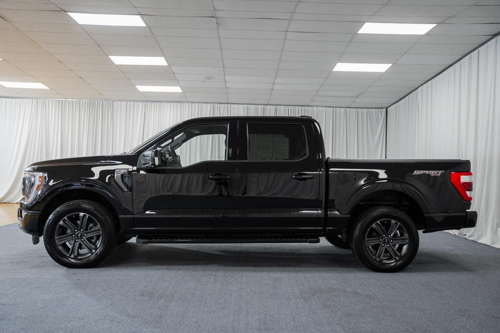 Certified 2023 Ford F150 Lariat w/ Equipment Group 502A High image 5