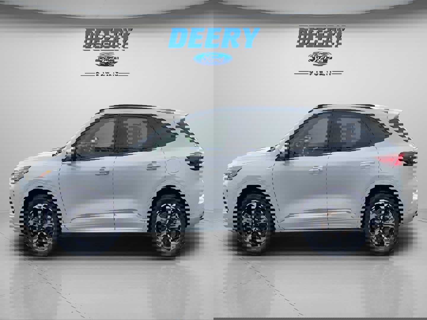 Certified 2025 Ford Escape ST-Line Elite w/ Class II Trailer Tow Package image 3