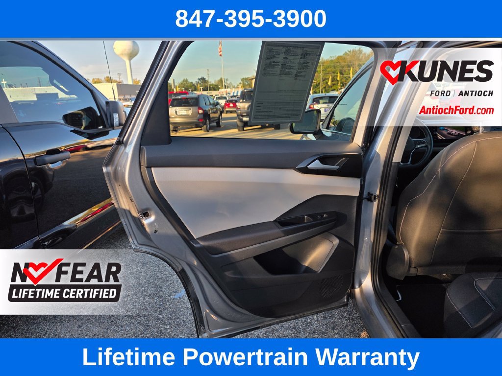 Used 2023 Volkswagen Taos SE AWD/4WD image 23