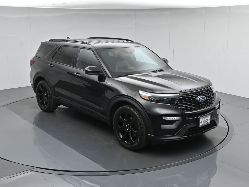 Certified 2024 Ford Explorer ST-Line w/ Class IV Trailer Tow Package RWD image 42