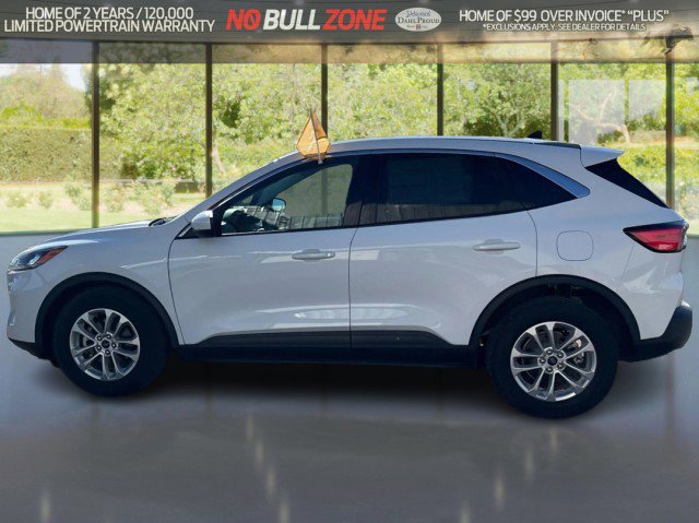 Certified 2021 Ford Escape SE image 2