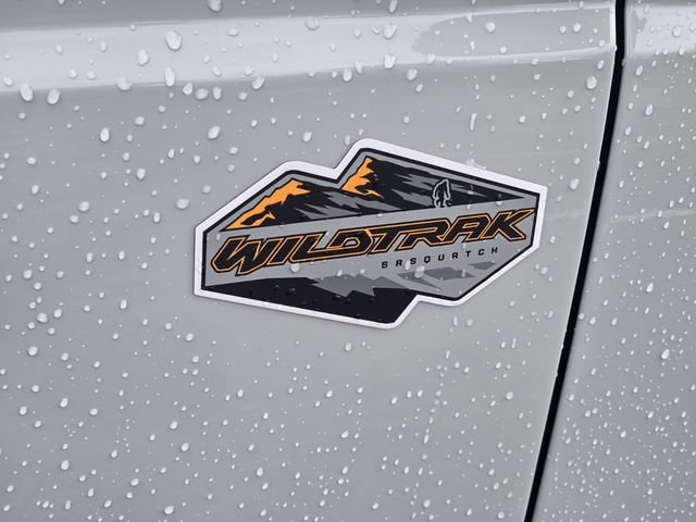 Certified 2024 Ford Bronco Wildtrak AWD/4WD image 9