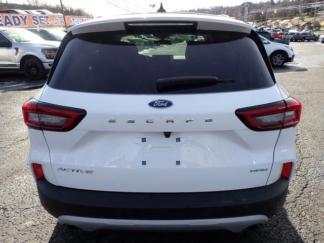 Certified 2023 Ford Escape Active w/ Tech Pack #2 image 3