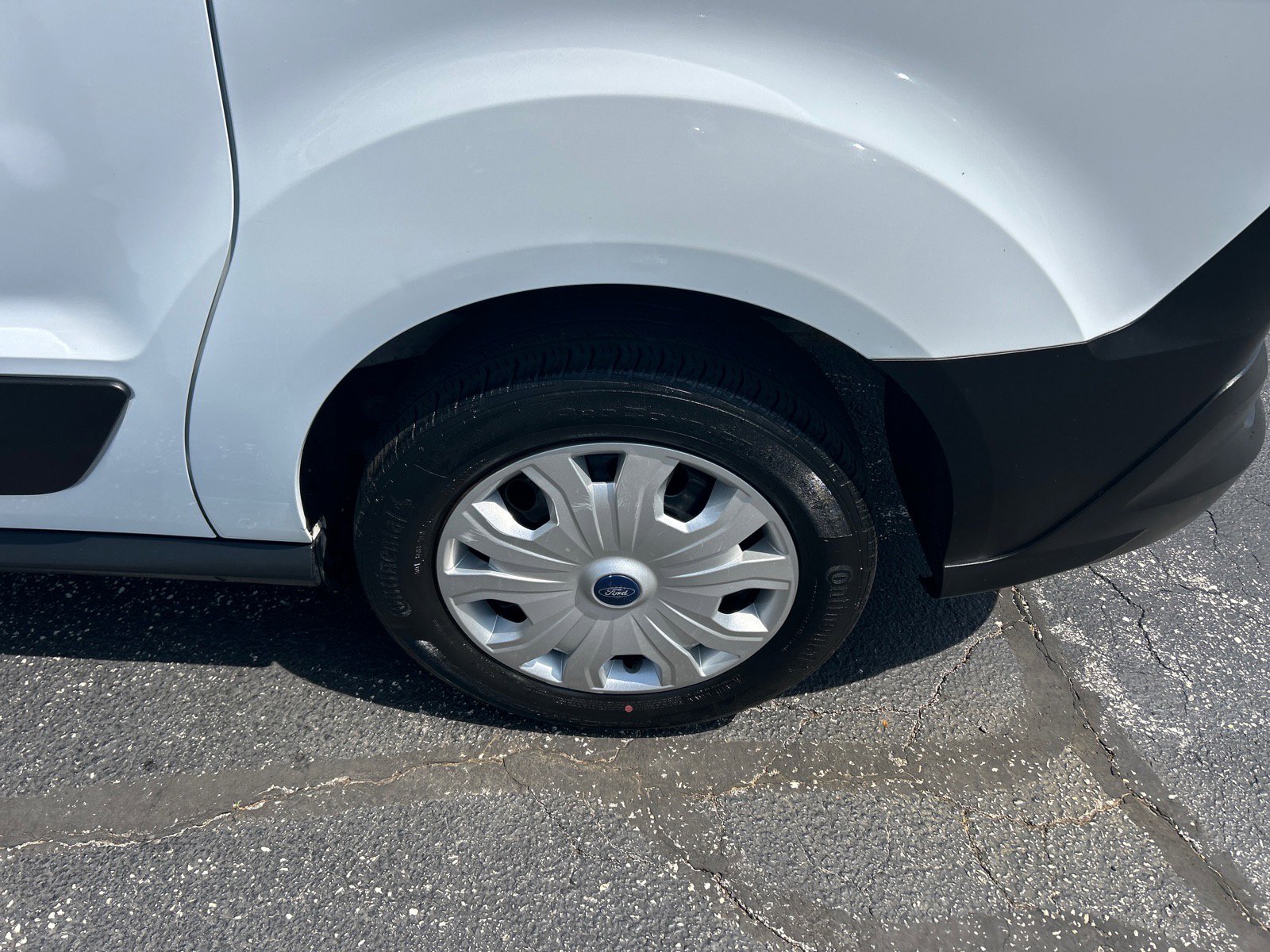 Certified 2020 Ford Transit Connect XL FWD image 26