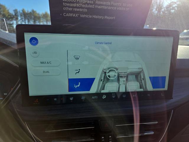 Certified 2025 Ford Escape PHEV w/ PHEV Premium Package image 19