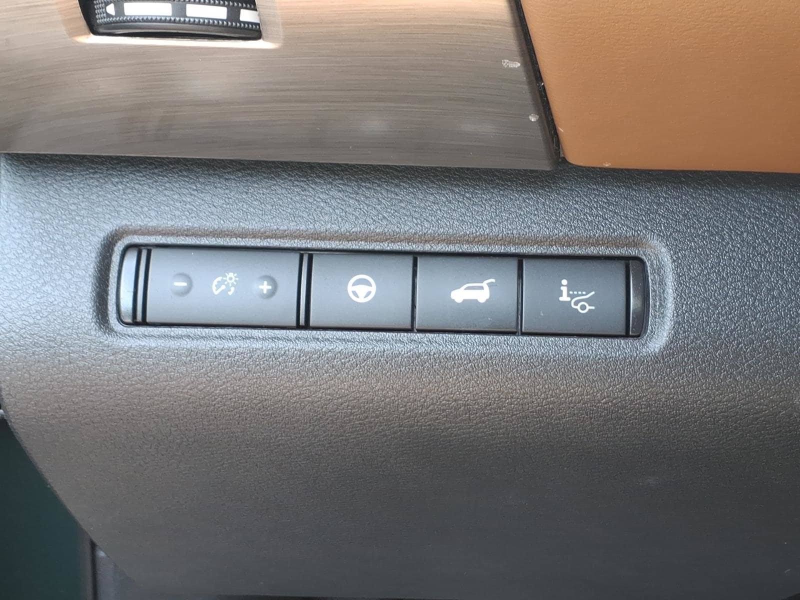 Used 2022 Nissan Pathfinder Platinum w/ Lighting Package (N93) AWD/4WD image 22
